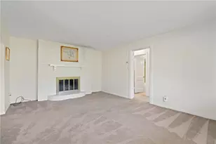 1102 Clydesdale Ave, Elizabeth Twp/Boro, PA 15135 - Photo 9