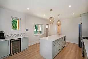 2120 Lowrie St, Pittsburgh, PA 15212 - Photo 11