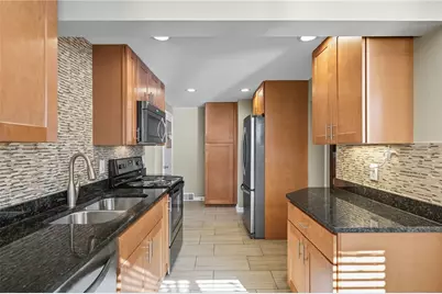 149 Anita Ave, Pittsburgh, PA 15217 - Photo 13