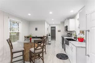 318 Meadowbrook Rd, Hermitage, PA 16148 - Photo 5