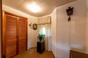 419 Vandergrift Ln, Vandergrift, PA 15629 - Photo 9