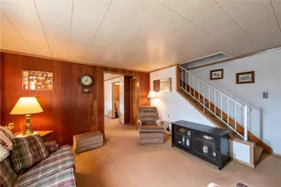 419 Vandergrift Ln, Vandergrift, PA 15629 - Photo 3