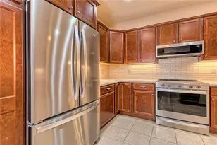 402 S Shenandoah Dr, Unity Township, PA 15650 - Photo 11