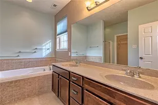 402 S Shenandoah Dr, Unity Township, PA 15650 - Photo 27