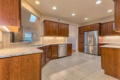 402 S Shenandoah Dr, Unity Township, PA 15650 - Photo 7