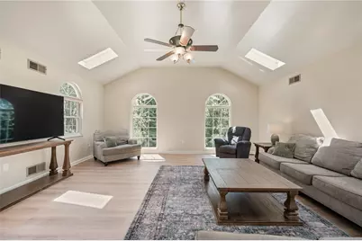 2436 Trotter Dr, Hampton, PA 15101 - Photo 15