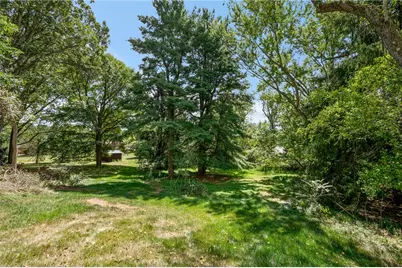 2436 Trotter Dr, Hampton, PA 15101 - Photo 25