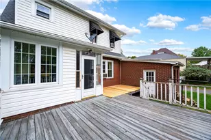 210 Homewood Dr, Center Township, PA 16001 - Photo 27