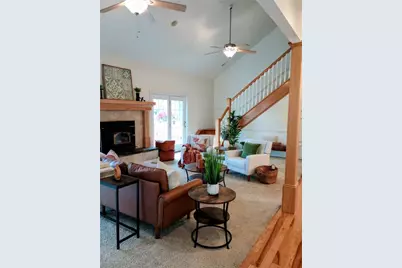 629 Euclid Ave, Grove City Boro, PA 16127 - Photo 5