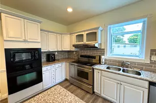 629 Euclid Ave, Grove City Boro, PA 16127 - Photo 13