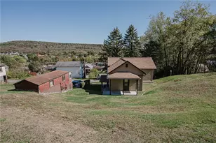 1326 Hessler St, Nanty Glo, PA 15943 - Photo 3
