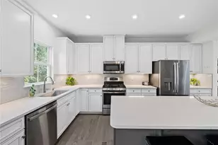 4045 Crown Dr, South Park, PA 15129 - Photo 7