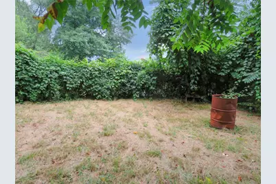 344 Iroquois Dr, Arnold, PA 15068 - Photo 5