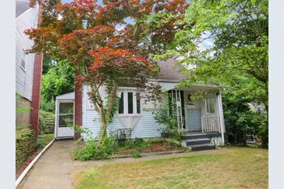 344 Iroquois Dr, Arnold, PA 15068 - Photo 1