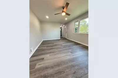 408 Highview St, Derry Township, PA 15650 - Photo 13
