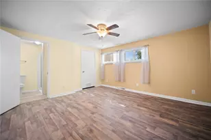 716 St Clair Ave, Jeannette, PA 15644 - Photo 13