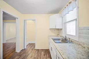 716 St Clair Ave, Jeannette, PA 15644 - Photo 11