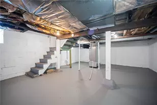 716 St Clair Ave, Jeannette, PA 15644 - Photo 27