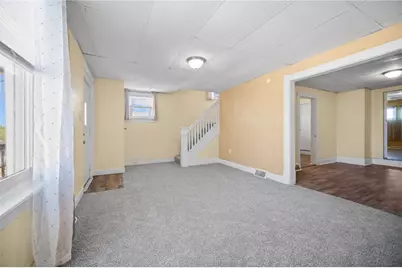 716 Saint Clair Ave, Jeannette, PA 15644 - Photo 7