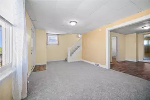 716 St Clair Ave, Jeannette, PA 15644 - Photo 7