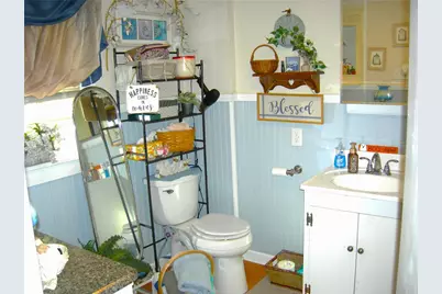 324 McClure Ave, Sharon, PA 16146 - Photo 13