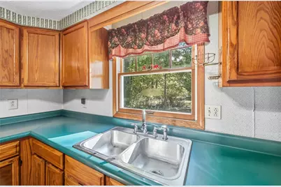 571 Buckeye Dr, South Pymatuning Township, PA 16150 - Photo 11