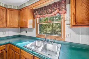 571 Buckeye Dr, South Pymatuning Township, PA 16150 - Photo 11