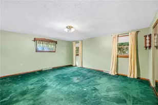 571 Buckeye Dr, South Pymatuning Township, PA 16150 - Photo 23