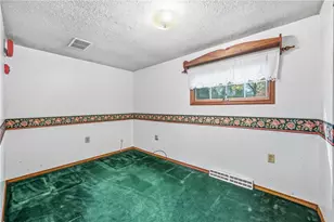 571 Buckeye Dr, South Pymatuning Township, PA 16150 - Photo 27