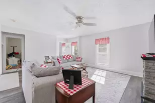 300 Main St, Volant Boro, PA 16156 - Photo 25