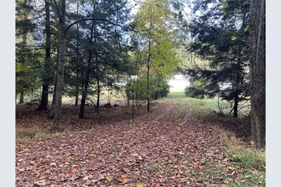 239 Sleepy Hollow Dr, Sugarcreek Boro, PA 16323 - Photo 17