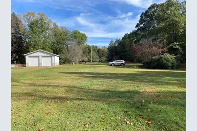 239 Sleepy Hollow Dr, Sugarcreek Boro, PA 16323 - Photo 3