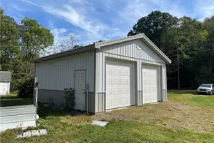 239 Sleepy Holw Dr, Sugarcreek Boro, PA 16323 - Photo 13