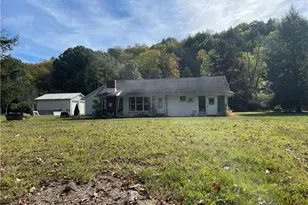 239 Sleepy Holw Dr, Sugarcreek Boro, PA 16323 - Photo 7