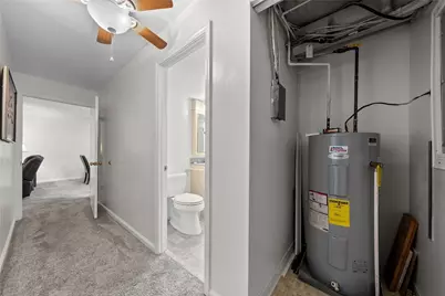 1500 Cochran Rd #412, Scott Township, PA 15243 - Photo 27