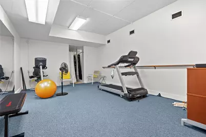 1500 Cochran Rd #412, Scott Township, PA 15243 - Photo 33