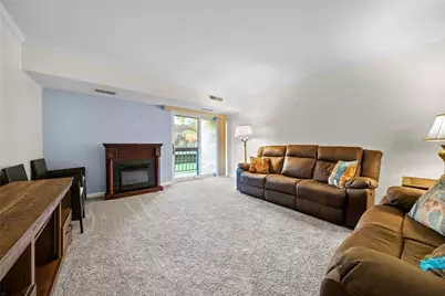 1500 Cochran Rd #412, Scott Township, PA 15243 - Photo 15