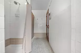 1500 Cochran Rd, Scott Township, PA 15243 - Photo 37