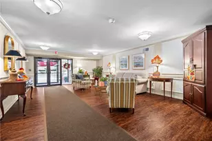 1500 Cochran Rd, Scott Township, PA 15243 - Photo 5