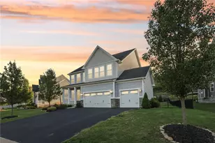 4462 Walnut Ridge Cir, South Fayette, PA 15057 - Photo 1