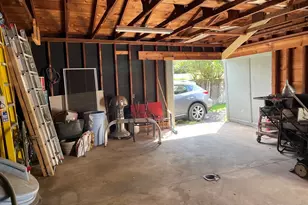 1541 Elk St, Washington, PA 16323 - Photo 9