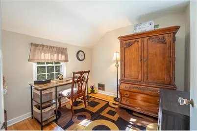 290 Barclay Avenue, Pittsburgh, PA 15221 - Photo 17