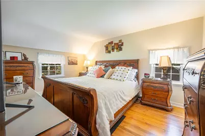 290 Barclay Avenue, Pittsburgh, PA 15221 - Photo 13