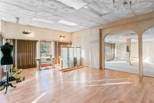 3269 Library Rd, Pittsburgh, PA 15234 - Photo 17