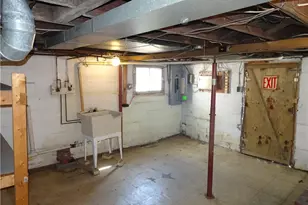 227 S 6th St, Youngwood, PA 15697 - Photo 27