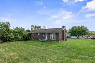 26 Petrak St, Fallowfield, PA 15022 - Photo 7