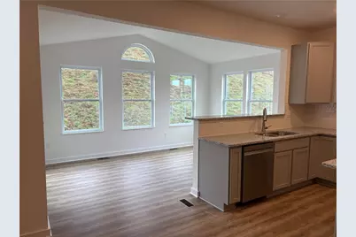 415 Pemberley Court, Venetia, PA 15367 - Photo 5