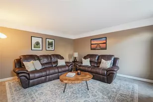 232 Carriage Blvd, Pittsburgh, PA 15239 - Photo 5