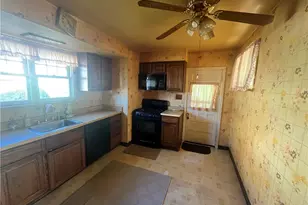 300 Marie St, Glassport, PA 15045 - Photo 7