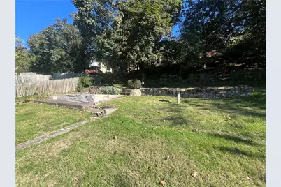 300 Marie St, Glassport, PA 15045 - Photo 37